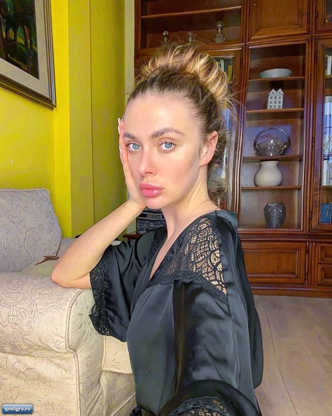 Юлия Жукова Фото