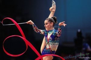 1638576253_82-sportishka-com-p-khudozhestvennaya-gimnastika-kabaeva-sport-86