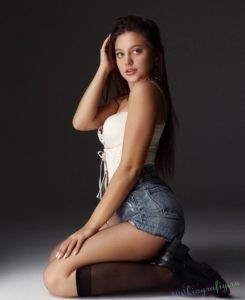 KzTObBoXqLw