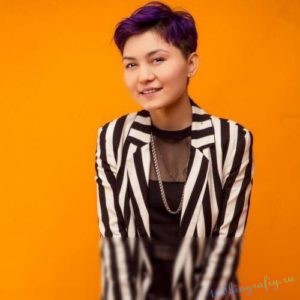 gulmira-izbashanova-tugan-kun